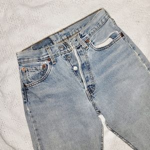 Vintage Women's 501 Levi's Jeans